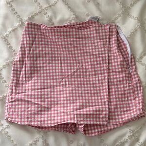 Hollister Pink Gingham Women's Skort
